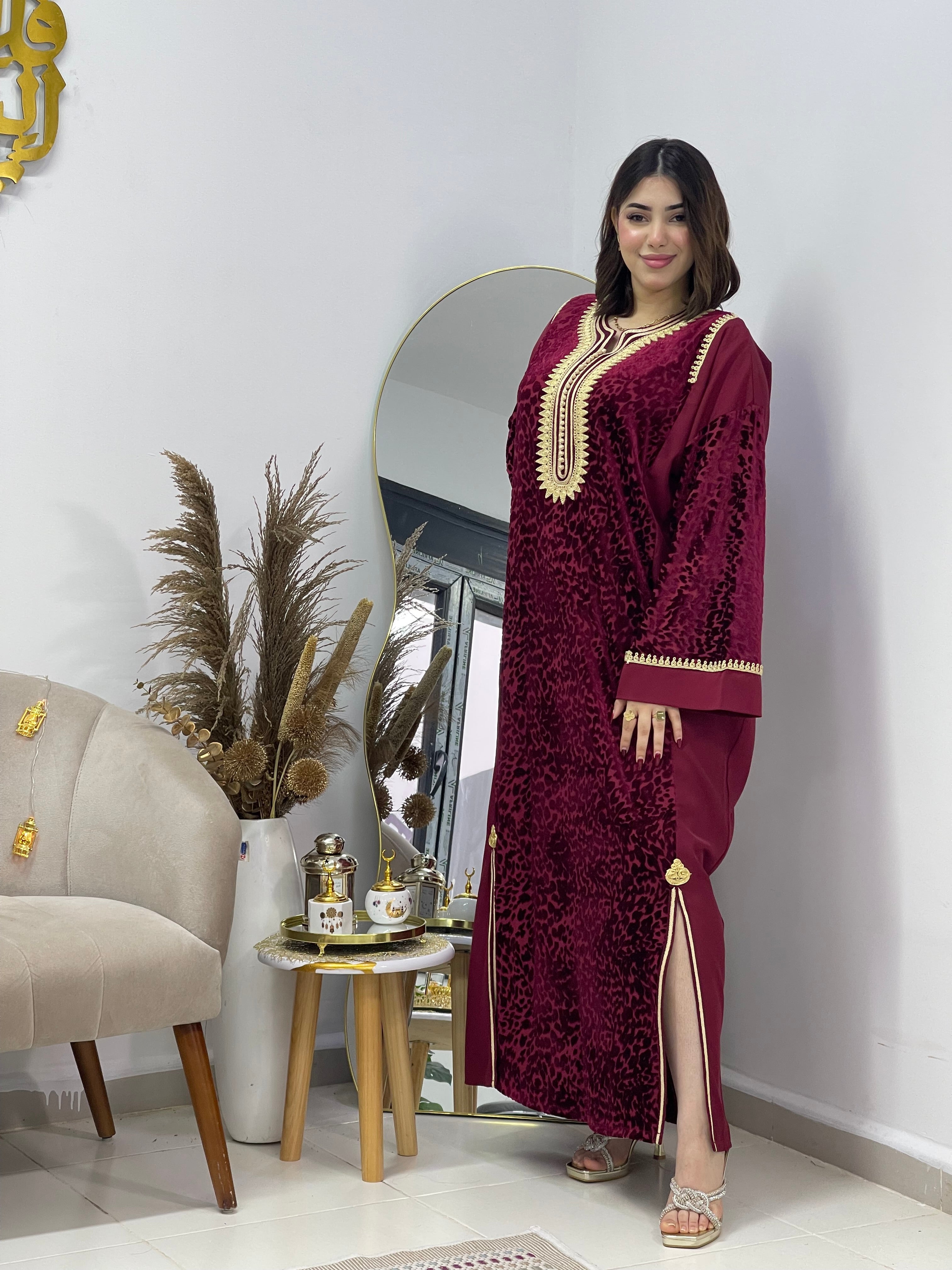 قندورة قطيفة 👗 | Maison Louiza